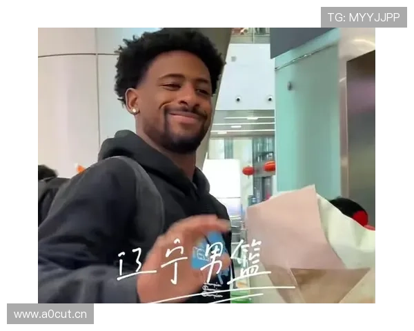 布罗金顿延迟11小时抵沈阳 精力充沛备战第二阶段